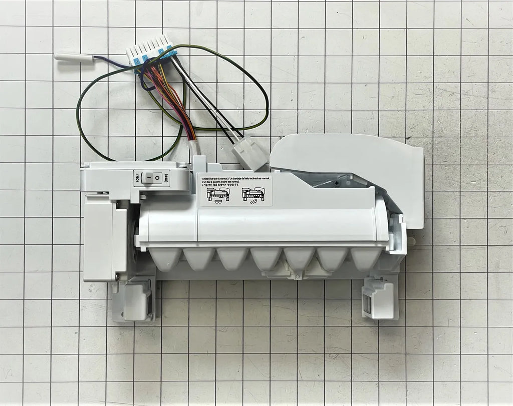 LG Refrigerator Ice Maker Assembly AEQ73110210