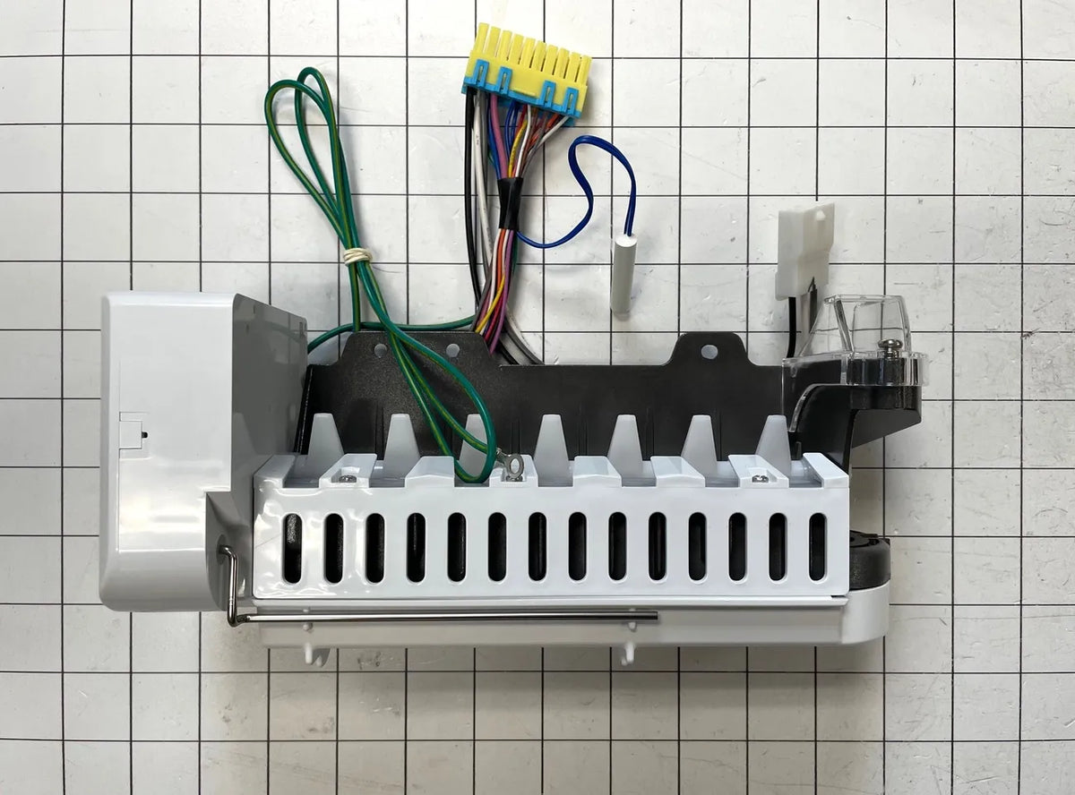 LG Refrigerator Ice Maker Assembly AEQ73130004
