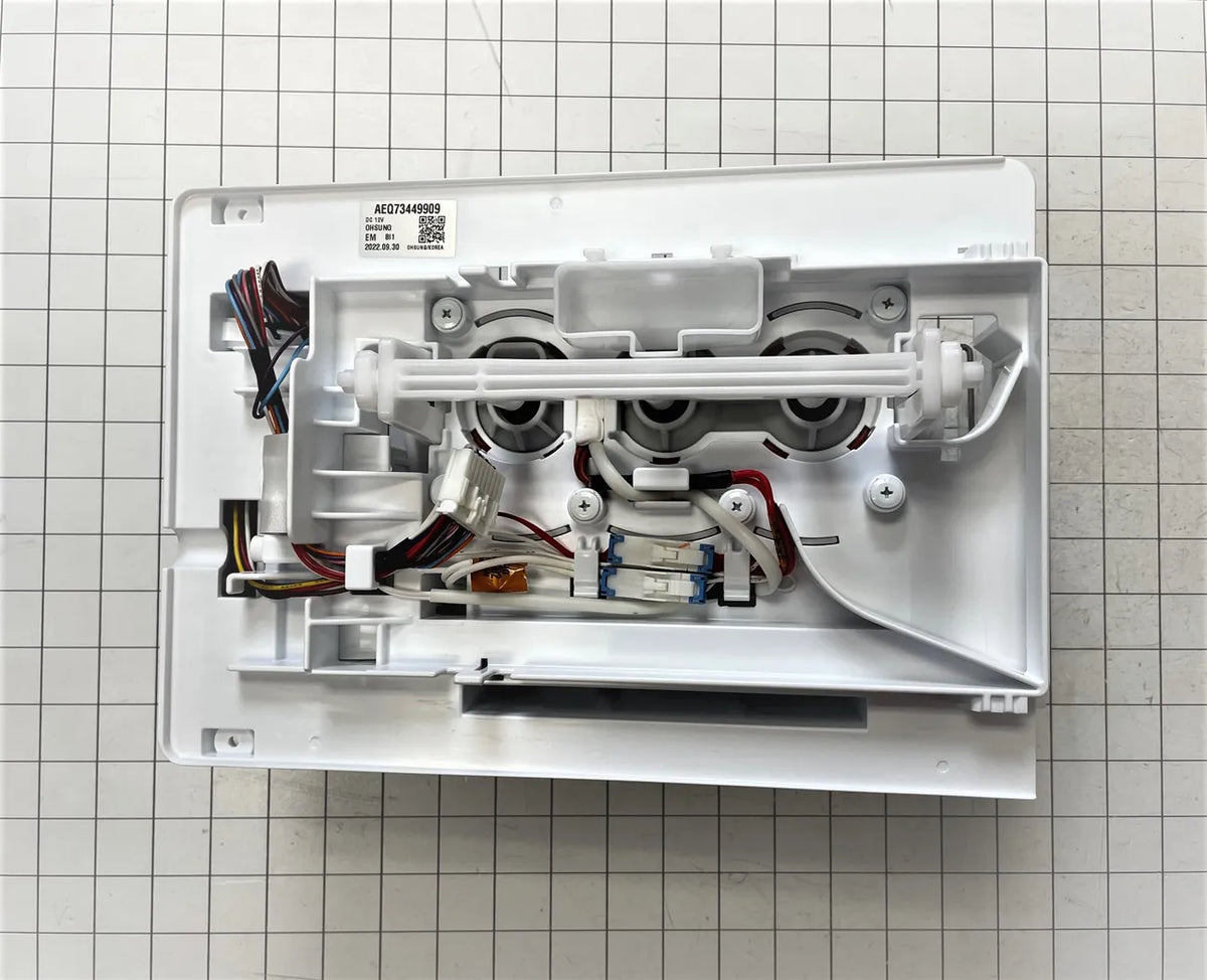 LG Refrigerator Ice Maker Assembly AEQ73449909