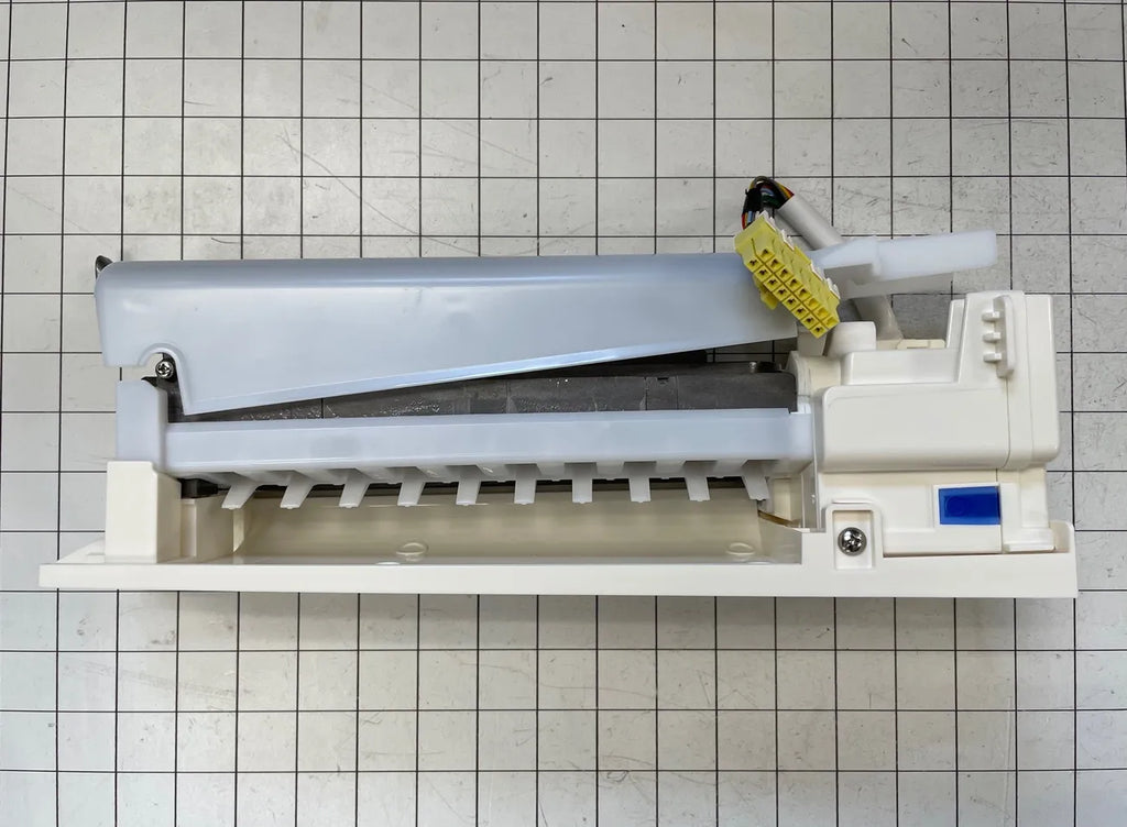 Samsung Refrigerator Ice Maker Assembly DA97-15217D