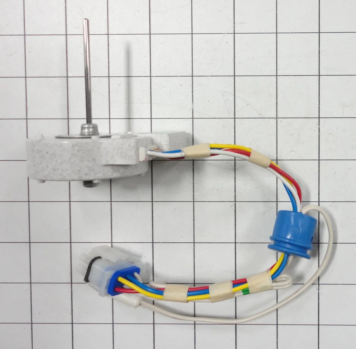 GE Refrigerator Evaporator Fan Motor DC with Harness WR60X10307