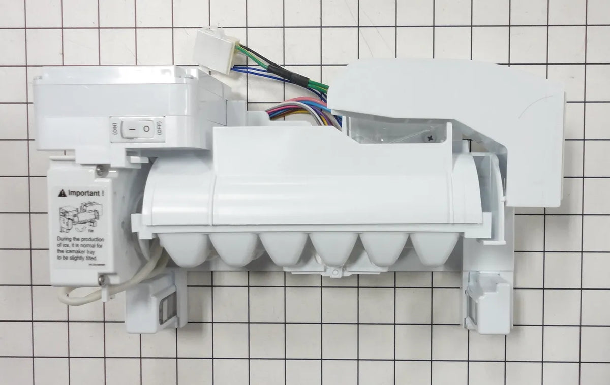 LG Refrigerator Ice Maker Assembly 6 Wire AEQ73110205