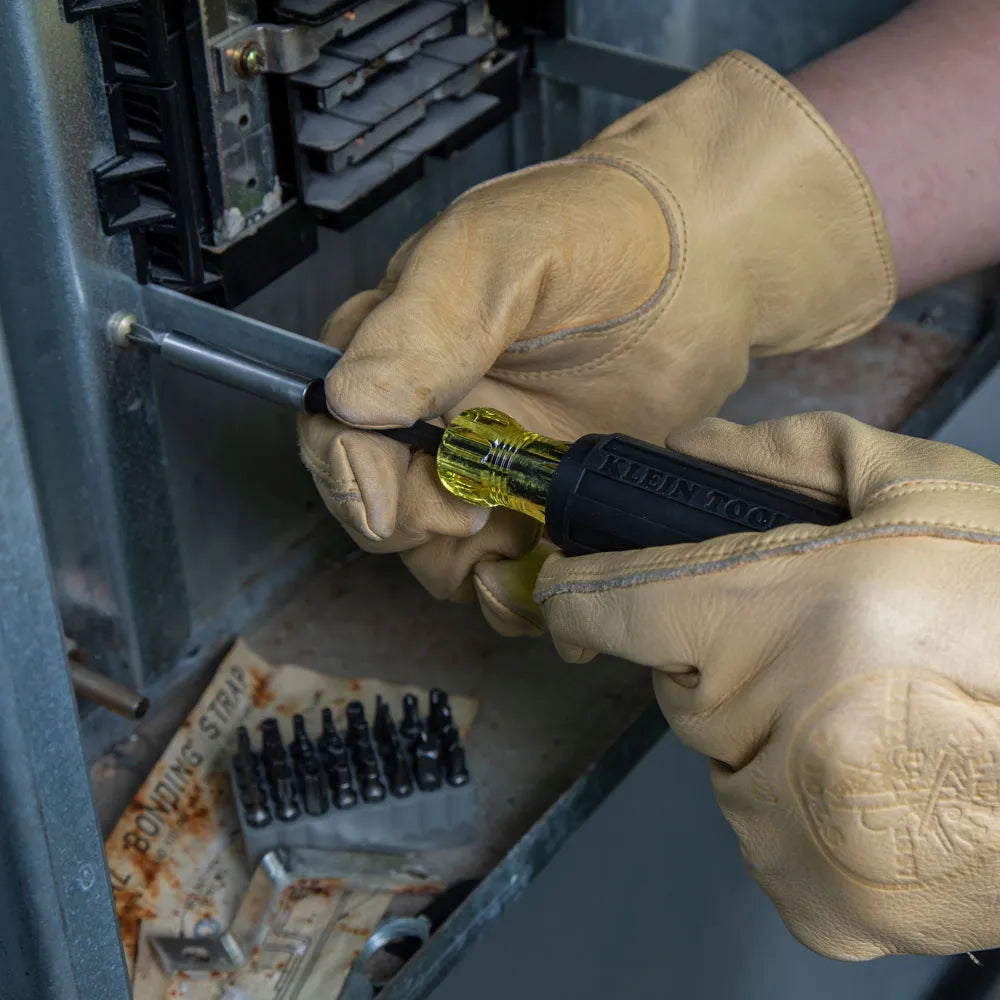 Klein Tools Magnetic Screwdriver With 32 Tamperproof Bits 32510