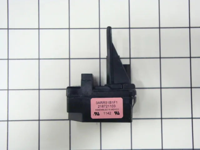 Frigidaire Refrigerator Starter Relay and Overload Assembly 5304491944