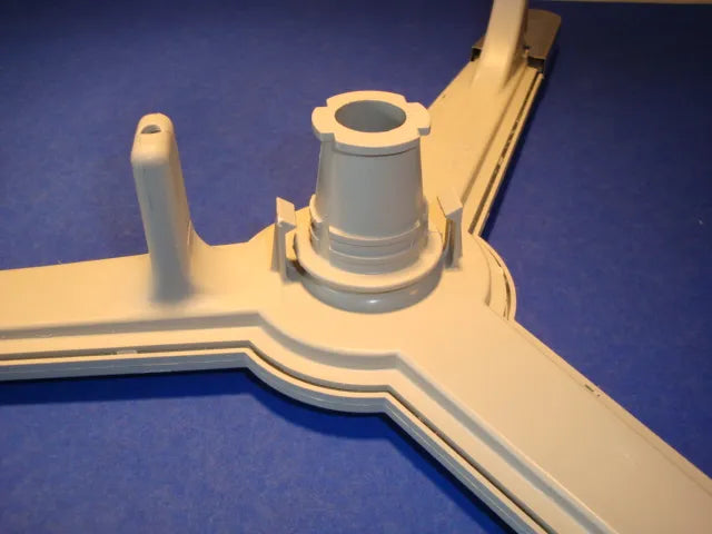 Frigidaire Dishwasher Lower Spray Arm 154608102