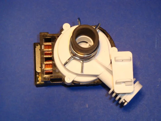 Frigidaire Dishwasher Drain Pump and Motor 154580301