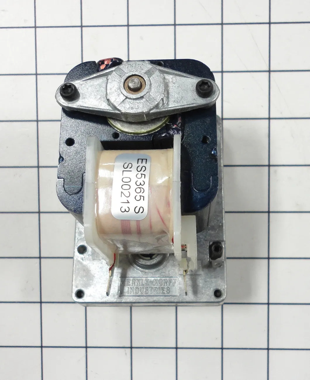 Whirlpool Refrigerator Ice Dispenser Auger Motor Kit WP2188242