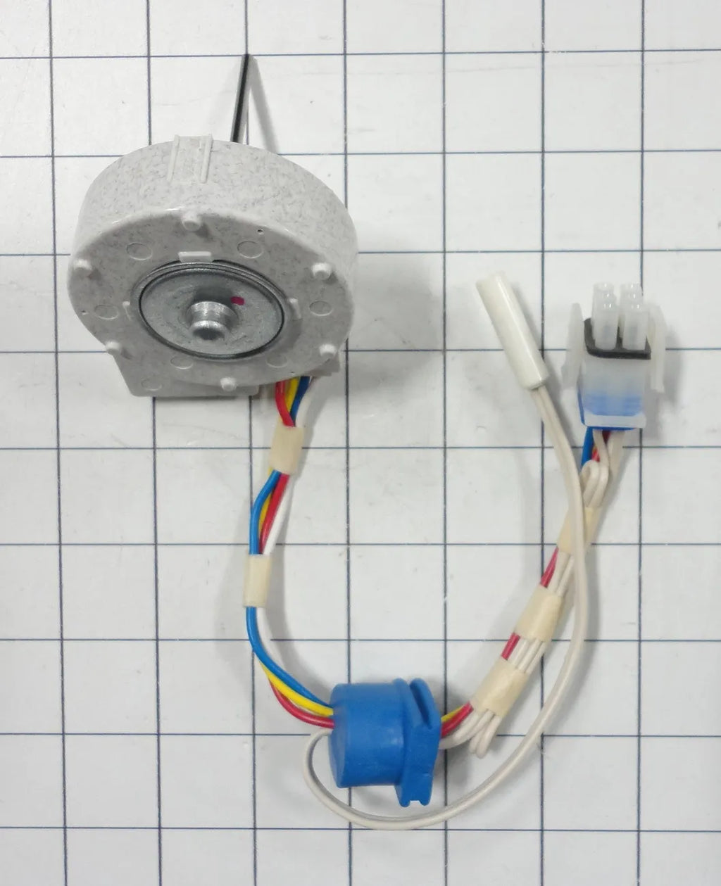 GE Refrigerator Evaporator Fan Motor DC with Harness WR60X10307