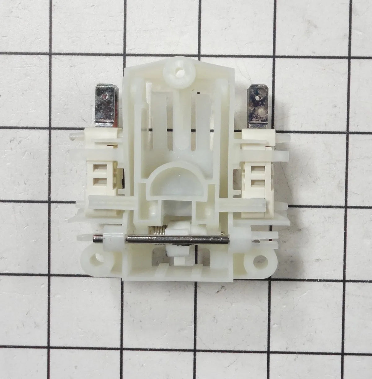 Frigidaire Dishwasher Door Latch Assembly 5304475570