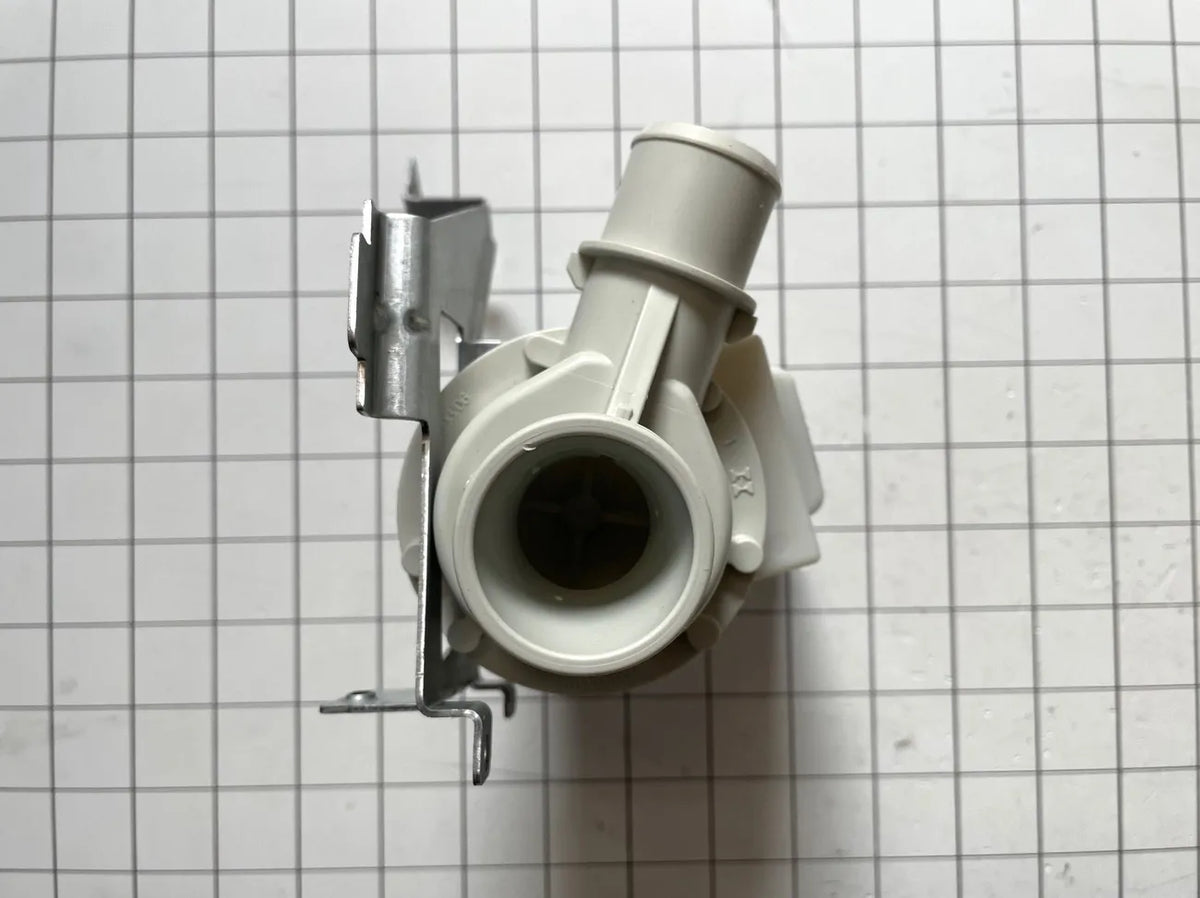 Speed Queen Washer Pump and Bracket Assembly 203885P