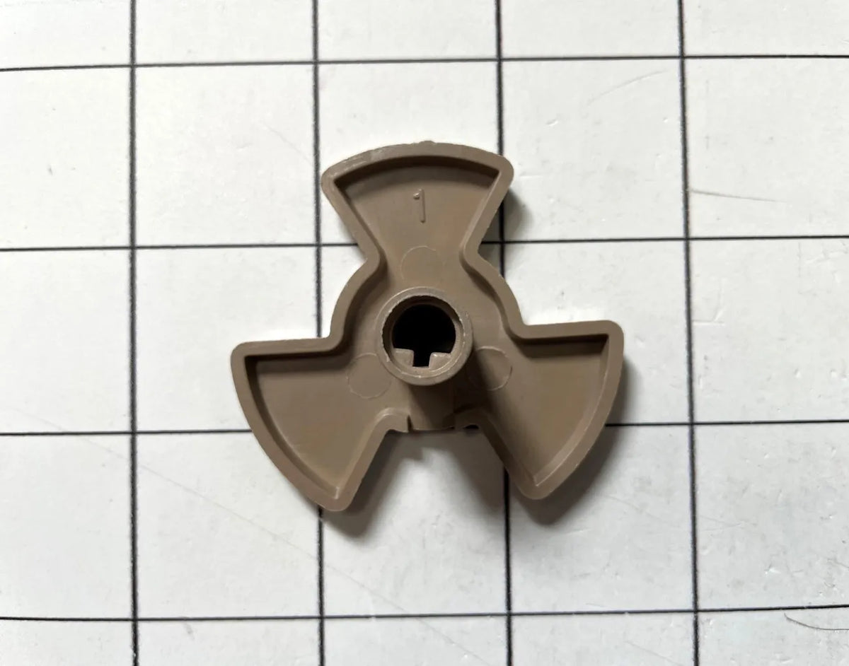 Frigidaire Microwave Glass Tray Coupler 5304513472