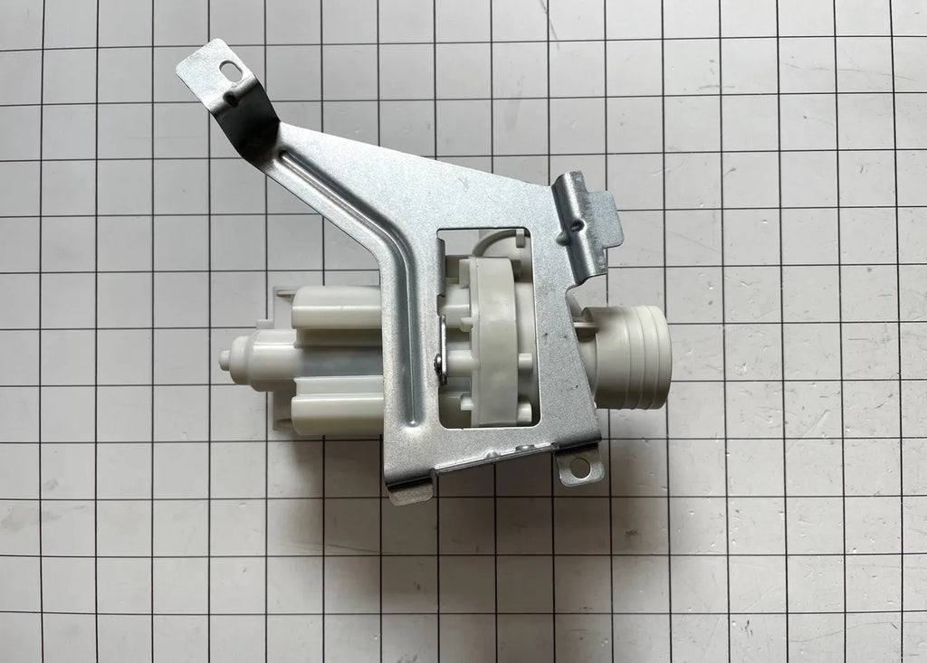 Speed Queen Washer Pump and Bracket Assembly 203885P